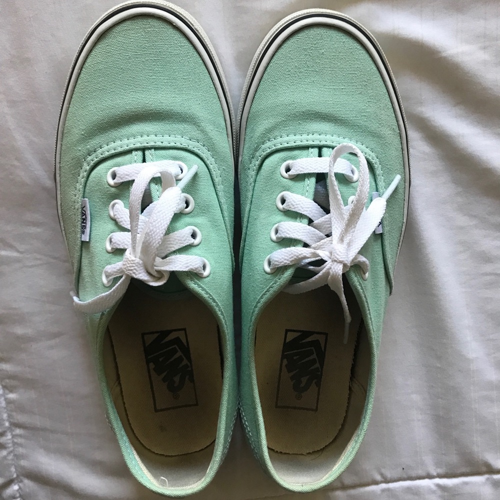 VANS Mint Shoes Women’s size 7.5 US